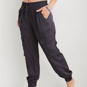 Aerie Satin Cargo Jogger. NWT. Size small. Gray.